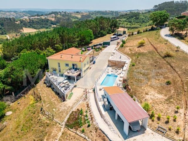 Casa de 338 m² à venda Caldas da Rainha, Leiria