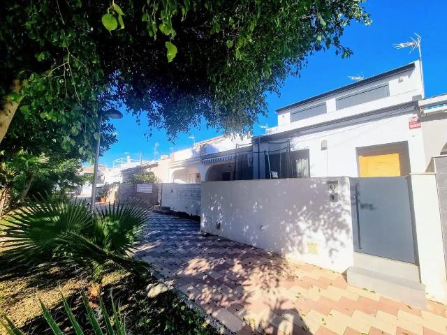 Casa de 3 dormitorios, 2 baños en Mil Palmeras 110m² Mil Palmeras