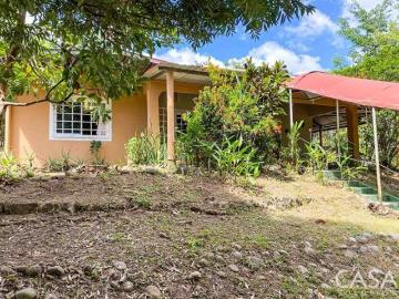 Casa de 3 Dormitorios con Oficina en Venta en Puerto Armuelles