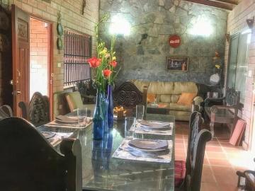 Casa de 3 dormitorios en venta en Villa Saavedra, Chitré