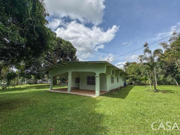 Casa De 3 Habitaciones Con Estudio En Venta En Sortová, Bugaba