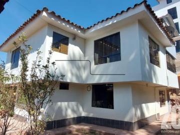 CASA DE 3 PISOS EN SAN SEBASTIAN CUSCO