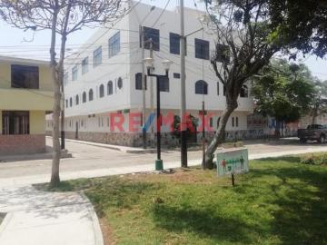Casa De 3 Pisos En Urb. Vista Alegre Con 12 Departamentos. En Venta