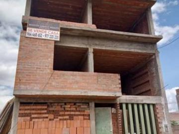 Casa de 3 Pisos semi construida Jr. Miguel Grau – Pilcomayo
