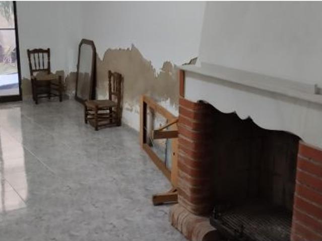 Casa de 3 plantas con muchas posibilidades