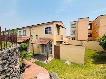 Casa en venta en Temixco, Morelos | 3 Recámaras y Terreno excedente