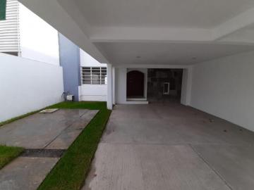 Casa de 3 recamaras en Estrellas del Sur en Puebla