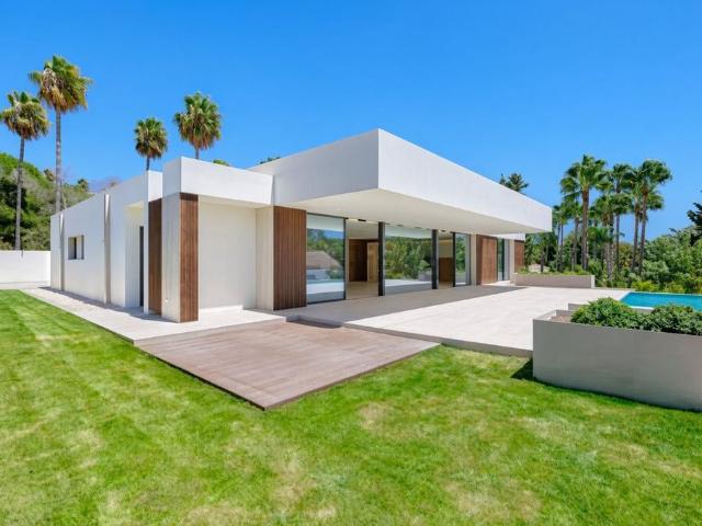 Casa de 440 m2 en venta Sotogrande, España