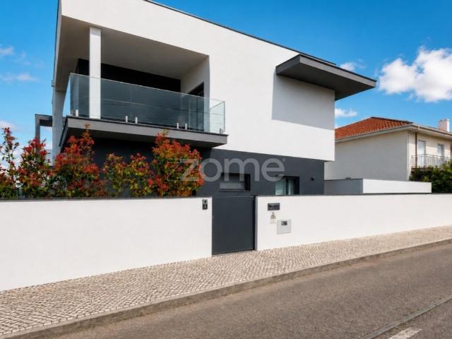 Casa de 445 m² à venda Coimbra