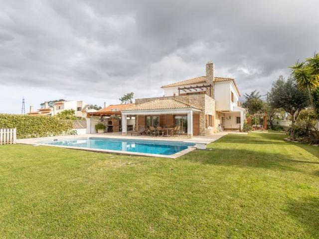 Casa de 471 m² à venda Sesimbra, Setúbal