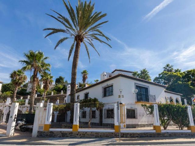 Casa de 479 m2 en venta Almuñécar, Andalucía