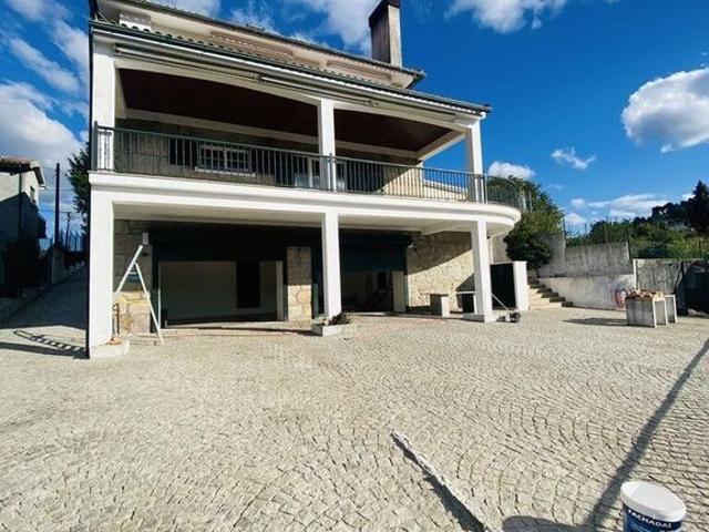 Casa de 436 m² à venda Ribeira da Fraga, Vila Real