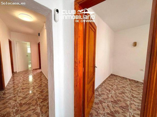 Casa de 4 habitaciones sin amueblar en el corazón de Tejina