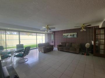 Casa de 4 recámaras y 400 m² de terreno en venta Jardines de Coyoacán jardín 200m² Walmart ITESM