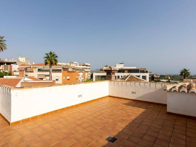 Casa de 546 m2 en venta Motril, España
