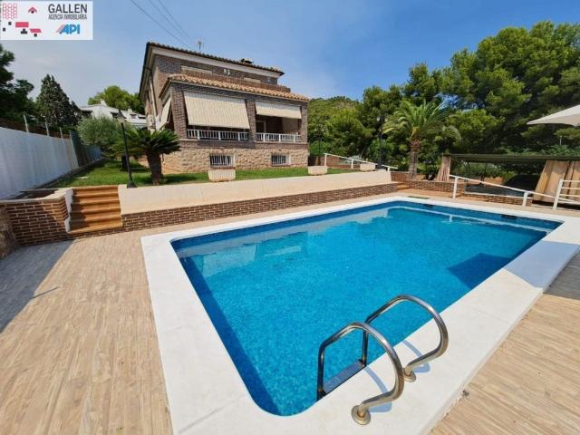 Casa de 550 m2 en venta Benicásim, Comunidad Valenciana
