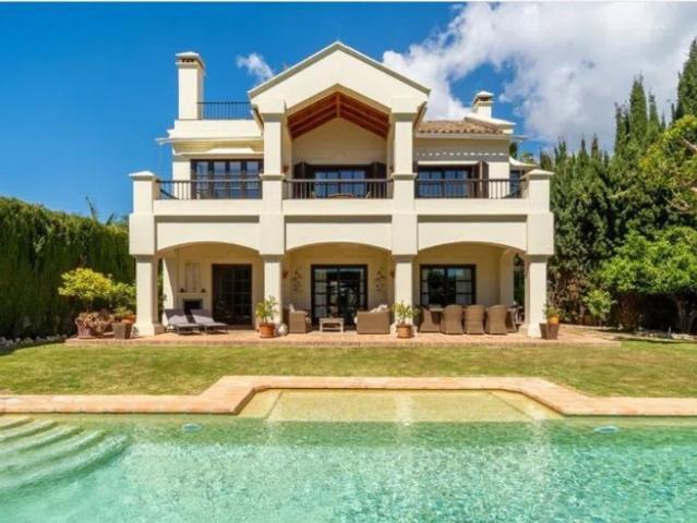 Casa de 571 m2 en venta The Golden Mile, España