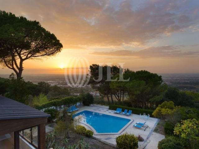 Casa de 582 m² à venda Azeitao, Setúbal