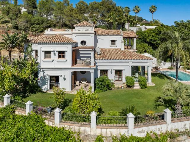 Casa de 531 m2 en venta El Madroñal, Benahavís, Andalucía