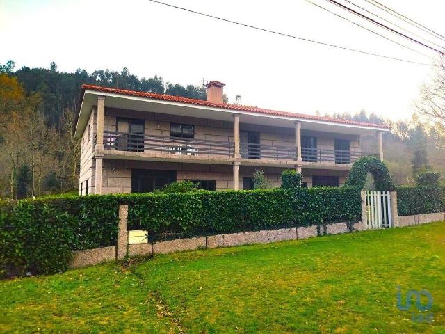 Casa de 600 m² à venda Vieira do Minho, Braga