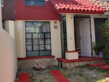 Casa de 60 m² con 2 habitaciones en venta en Fraccionamiento Real de Valdepeñas