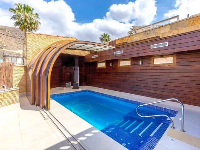 Casa de 620 m2 en venta Orihuela, España