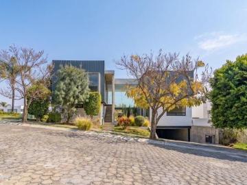 Casa de 720 m² con 5 recámaras en venta en Lomas de Angelópolis I, Cluster 777