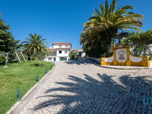 Casa de 840 m² à venda Torres Novas, Santarém