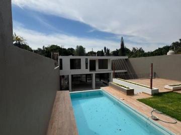 Casa en Lomas del Valle
