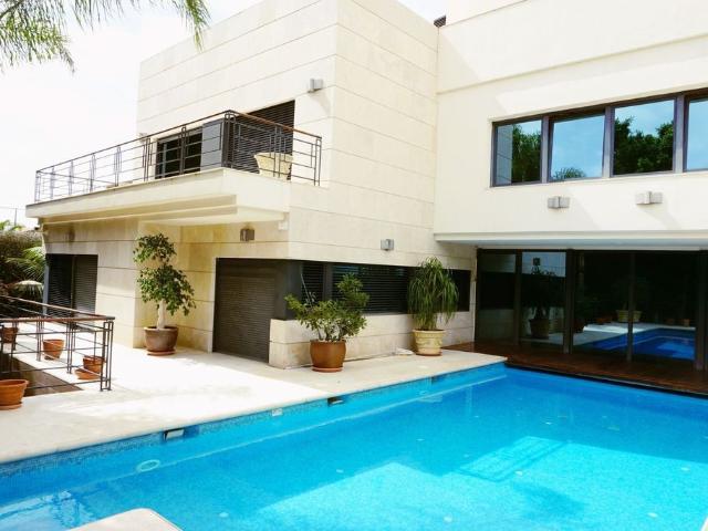 Casa de 800 m2 en venta Alicante, Comunidad Valenciana