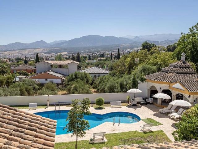 Casa de 810 m2 en venta Ogíjares, Andalucía
