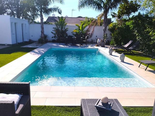 Casa de 99 m2 en venta Chiclana de la Frontera, España