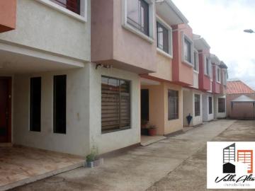 CASA DENTRO DE URBANIZACIÓN PRIVADA EN EL CEBOLLAR. Casa en Venta en Cuenca