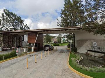 Casa dentro de Coto El Origen Remate Hipotecario