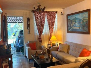 CASA DENTRO DE COTO PRIVADO EN VENTA EN SAN GONZALO ZAP