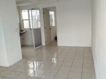 Casa dentro de residencial Olivos