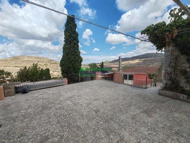 Casa di campagna con panorama