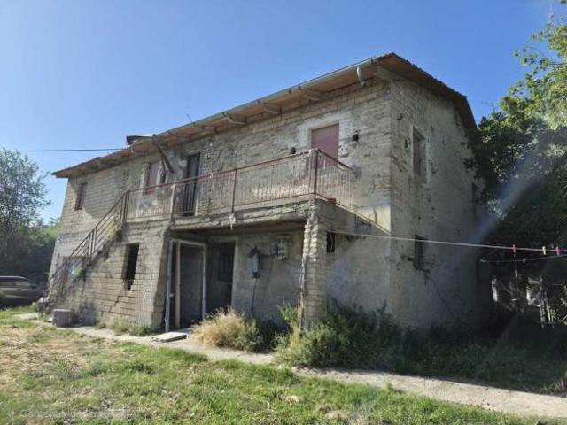 Casa di campagna in Contrada San Pietro
