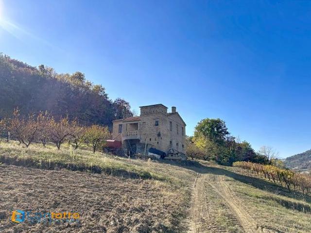 Casa di campagna in Contrada Sant'Emidio