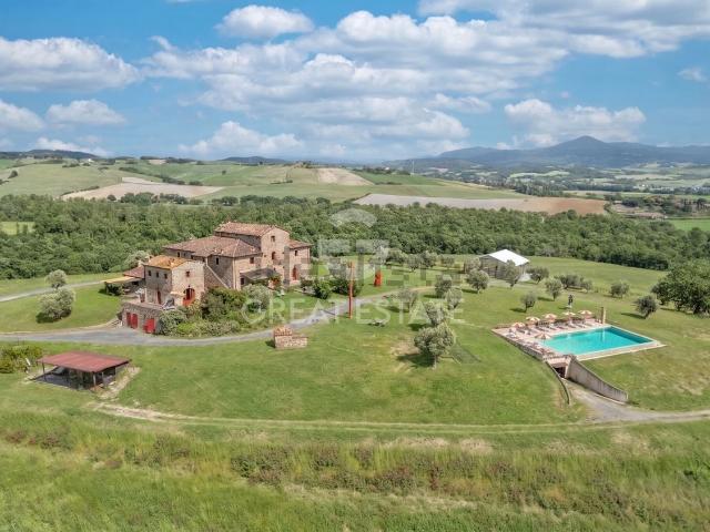 Casa di campagna in vendita di 1000 m² in Viale Roma