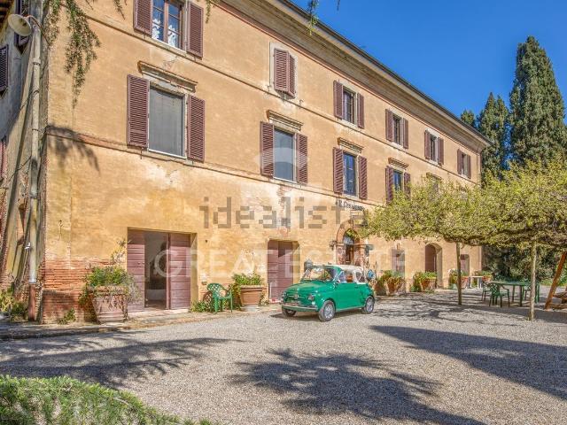Casa di campagna in vendita di 1023 m² in Località Val del Sasso