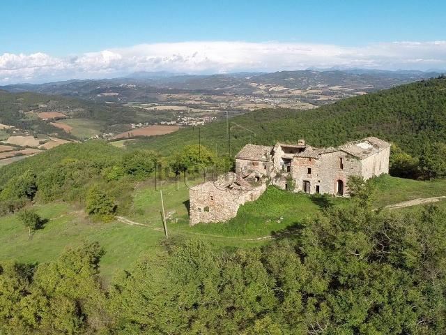 Casa di campagna in vendita di 1150 m² in Località Migianella