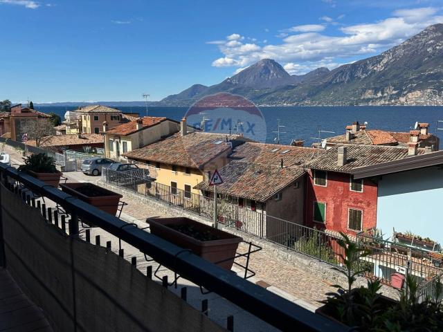 Casa di campagna in vendita di 117 m² in Via Cristoforo Colombo