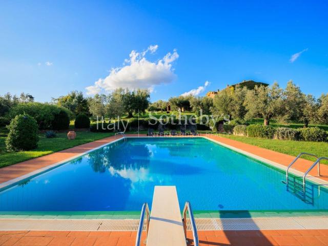 Casa di campagna in vendita di 1200 m² in Località Comune