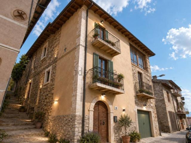Casa di campagna in vendita di 120 m² in Piazza Maddalena