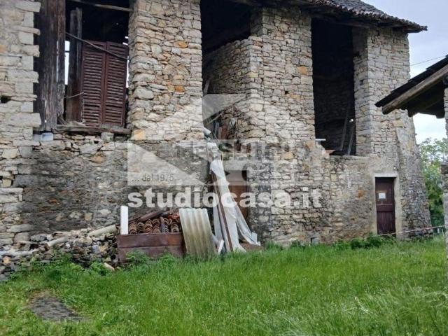 Casa di campagna in vendita di 120 m² in Via Torre