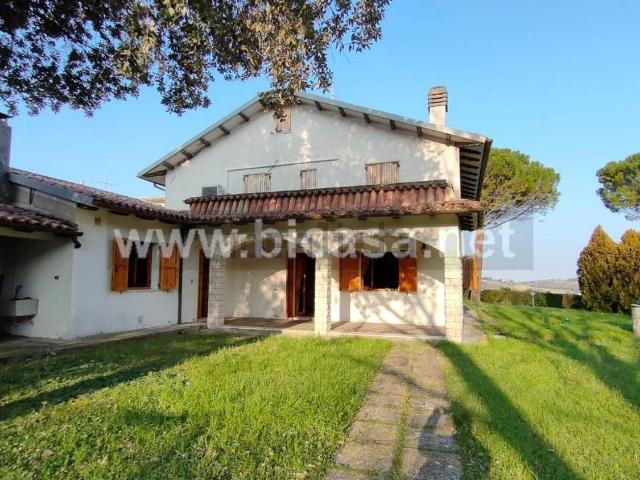 Casa di campagna in vendita di 1313 m² in Strada di San Rocco