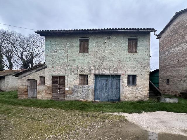 Casa di campagna in vendita di 145 m² in Via Pieve delle Rose