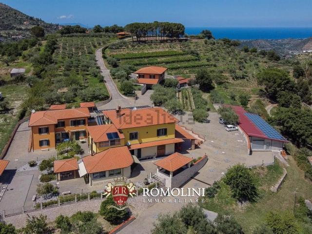 Casa di campagna in vendita di 1471 m²