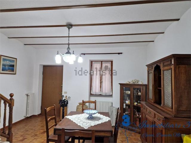 Casa di campagna in vendita di 149 m² in Vico San Antonino